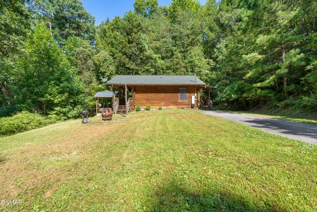 1284 Laurel Lick Road, Sevierville, TN 37862
