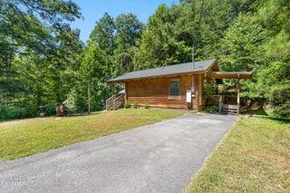 1284 Laurel Lick Road, Sevierville, TN 37862