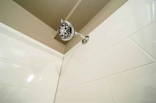 7244 Fisher Avenue, Warren, MI 48091