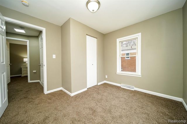 7244 Fisher Avenue, Warren, MI 48091