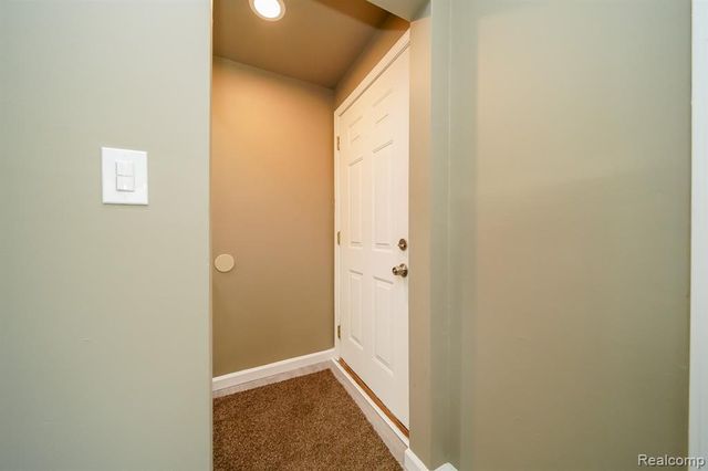 7244 Fisher Avenue, Warren, MI 48091