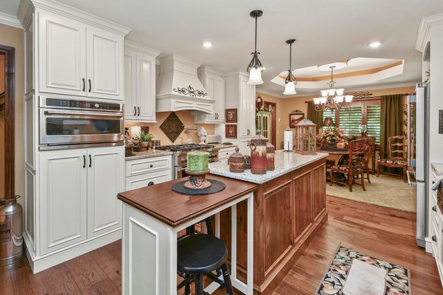 901 N Rodeo Court, Nixa, MO 65714
