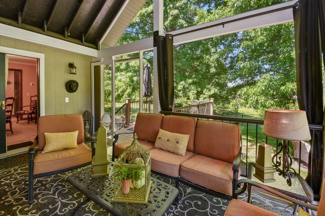 901 N Rodeo Court, Nixa, MO 65714