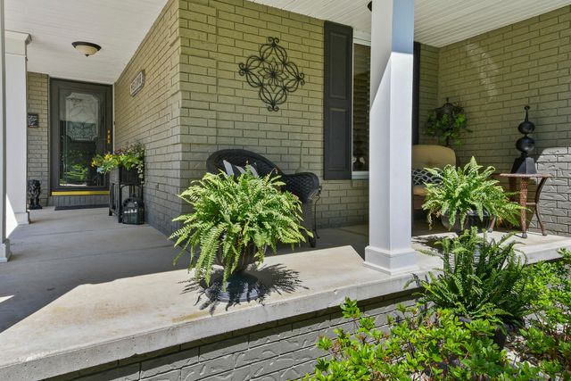 901 N Rodeo Court, Nixa, MO 65714