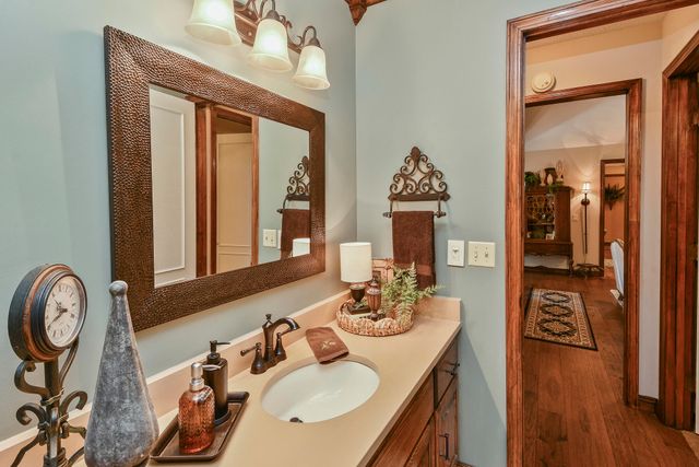 901 N Rodeo Court, Nixa, MO 65714