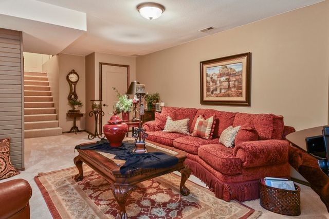 901 N Rodeo Court, Nixa, MO 65714
