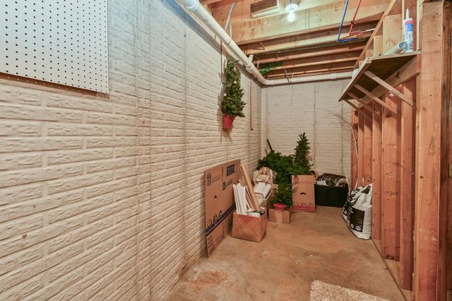 901 N Rodeo Court, Nixa, MO 65714