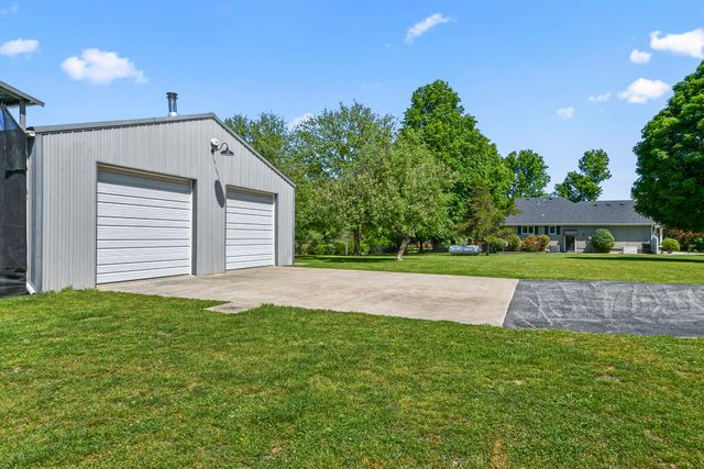 901 N Rodeo Court, Nixa, MO 65714