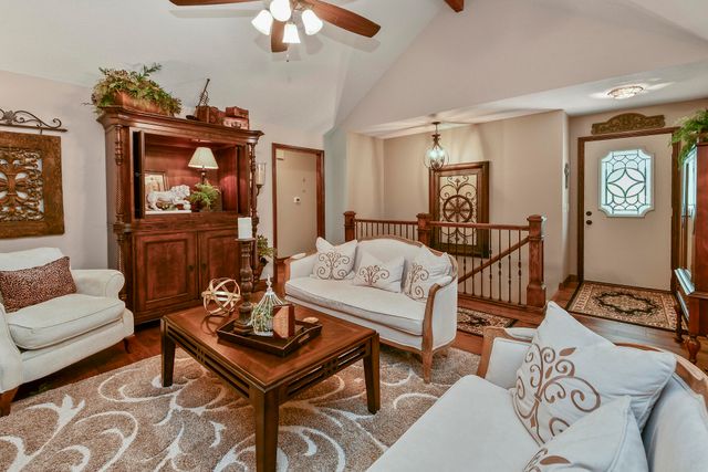 901 N Rodeo Court, Nixa, MO 65714