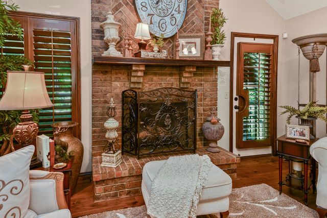 901 N Rodeo Court, Nixa, MO 65714