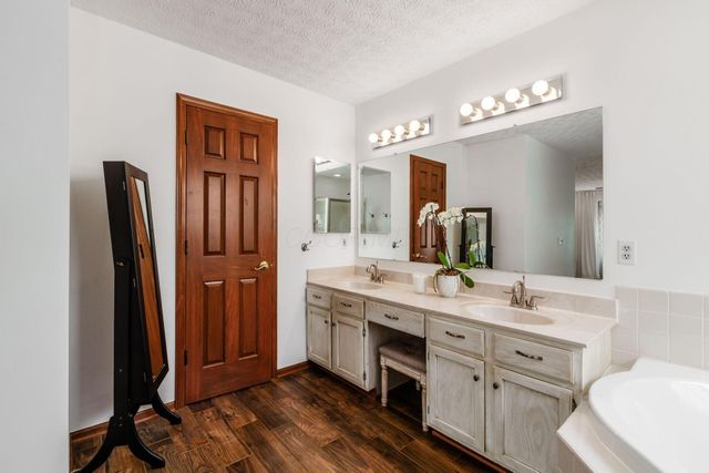 261 Whitaker Avenue N, Powell, OH 43065