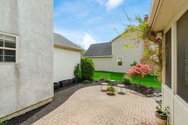261 Whitaker Avenue N, Powell, OH 43065