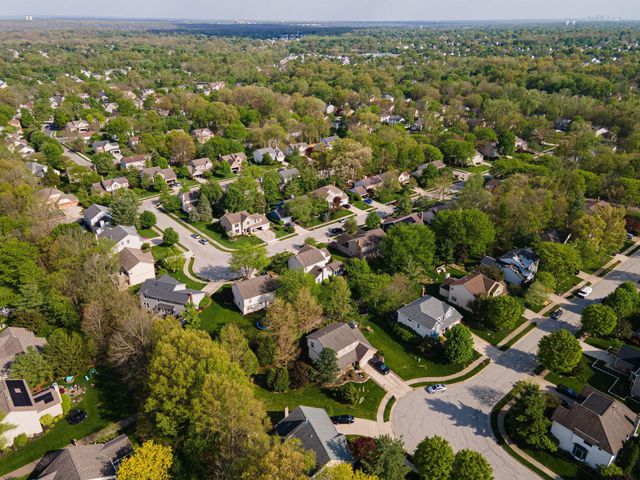261 Whitaker Avenue N, Powell, OH 43065