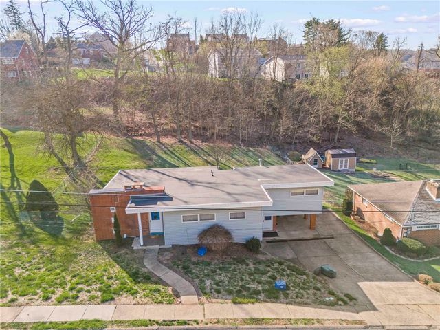 438 Canyon Dr., Canonsburg, PA 15317