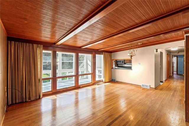 438 Canyon Dr., Canonsburg, PA 15317