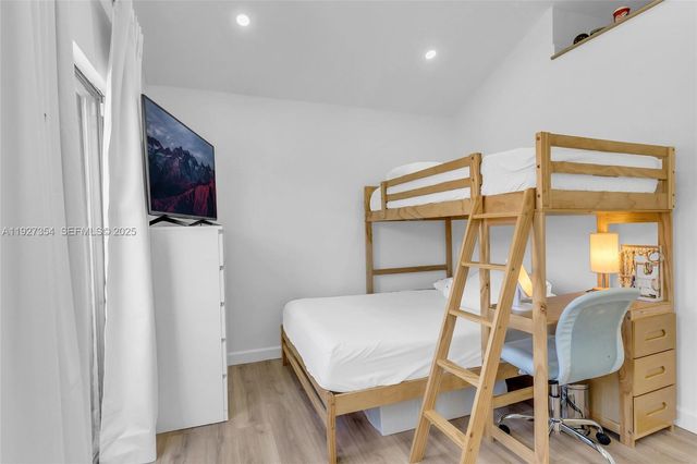 10080 SW 77th Ct, Miami, FL 33156