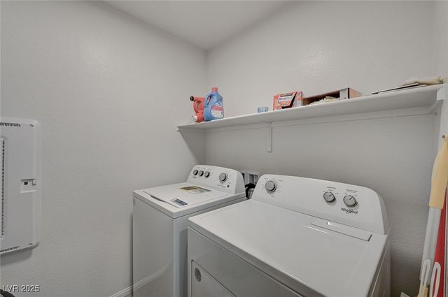 6747 Marjoram Street, Las Vegas, NV 89166