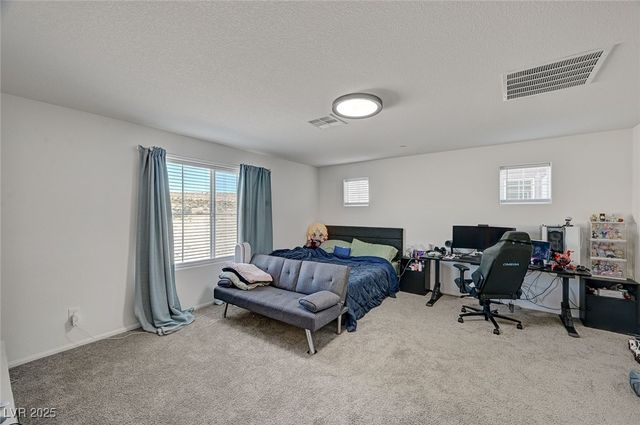 6747 Marjoram Street, Las Vegas, NV 89166