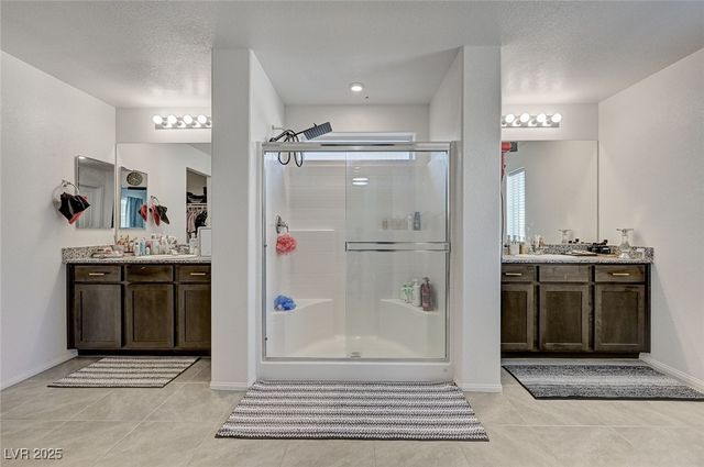 6747 Marjoram Street, Las Vegas, NV 89166