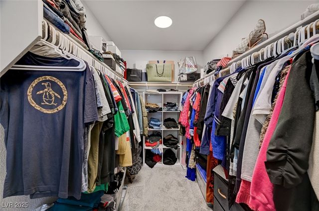 6747 Marjoram Street, Las Vegas, NV 89166