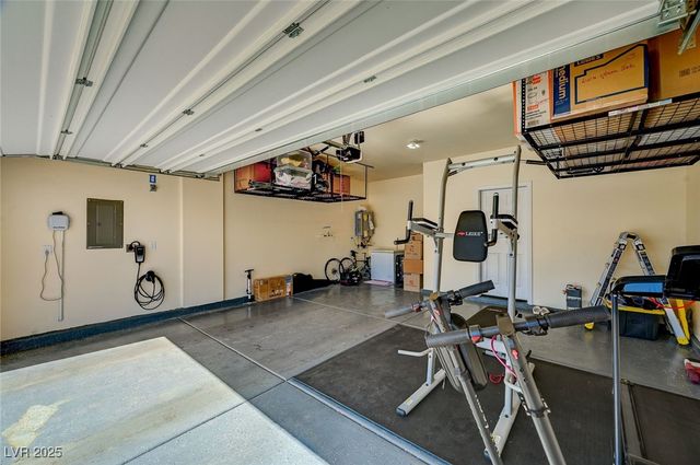 6747 Marjoram Street, Las Vegas, NV 89166