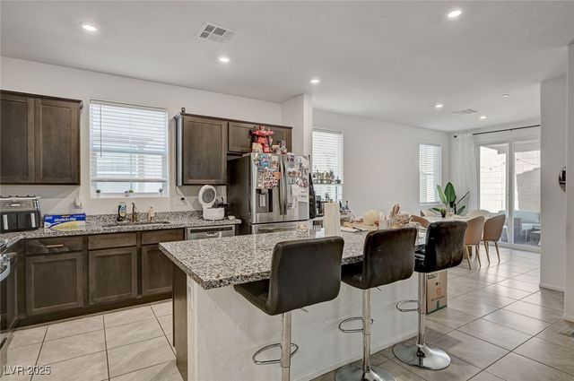 6747 Marjoram Street, Las Vegas, NV 89166