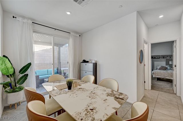 6747 Marjoram Street, Las Vegas, NV 89166