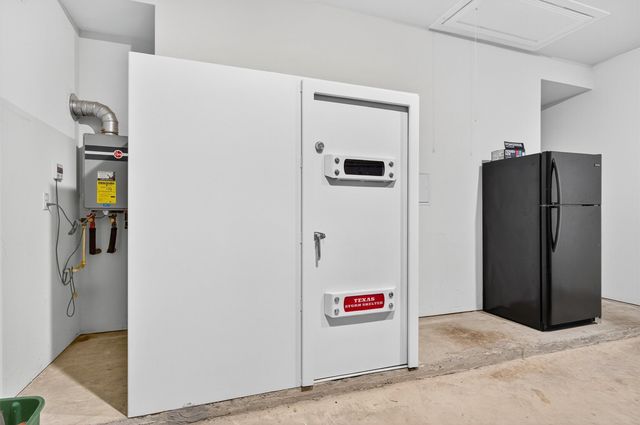 3836 Iron Ore Drive, Denison, TX 75020