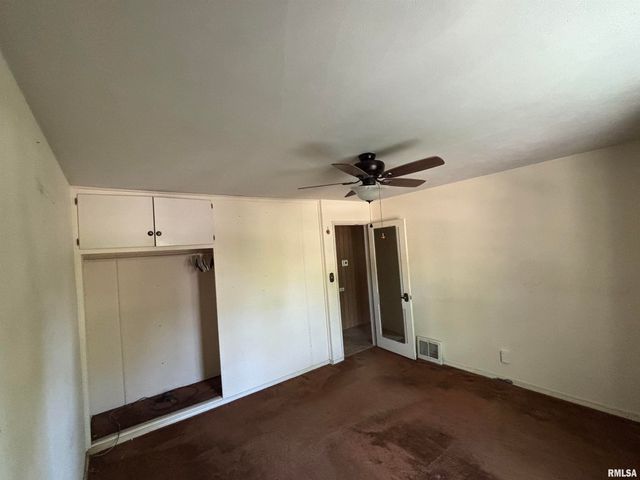 317 E FRANCES Avenue, Peoria, IL 61614