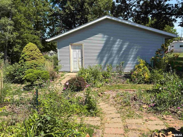 317 E FRANCES Avenue, Peoria, IL 61614