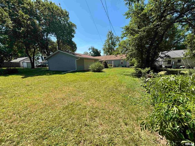 317 E FRANCES Avenue, Peoria, IL 61614