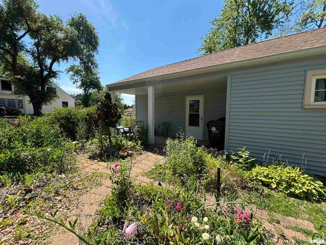 317 E FRANCES Avenue, Peoria, IL 61614