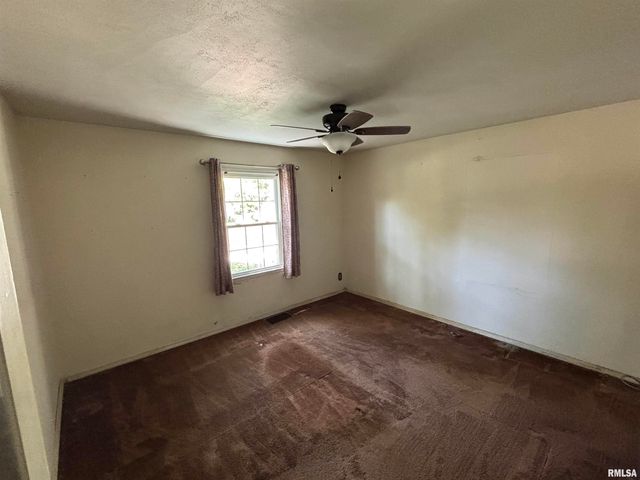 317 E FRANCES Avenue, Peoria, IL 61614