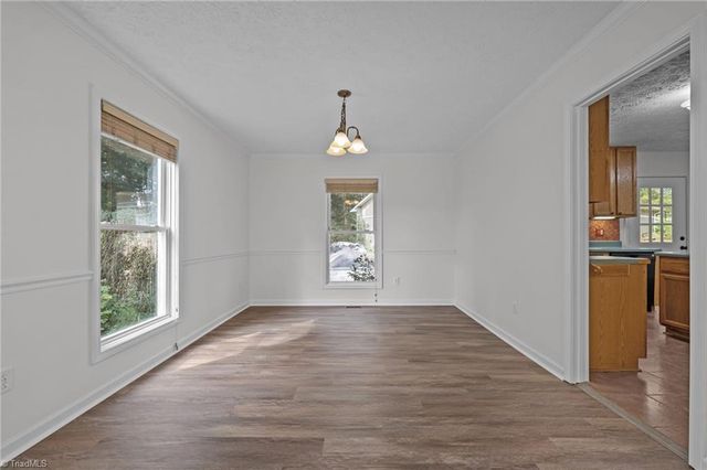 686 Mock Road, High Point, NC 27265