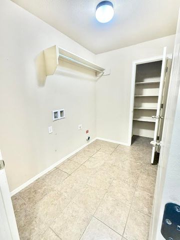13422 S 19th Court, Bixby, OK 74008