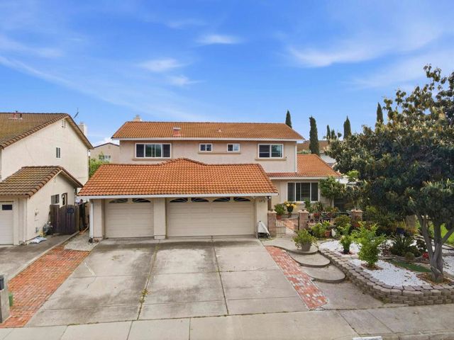 2878 Glen Ascot Way, San Jose, CA 95148