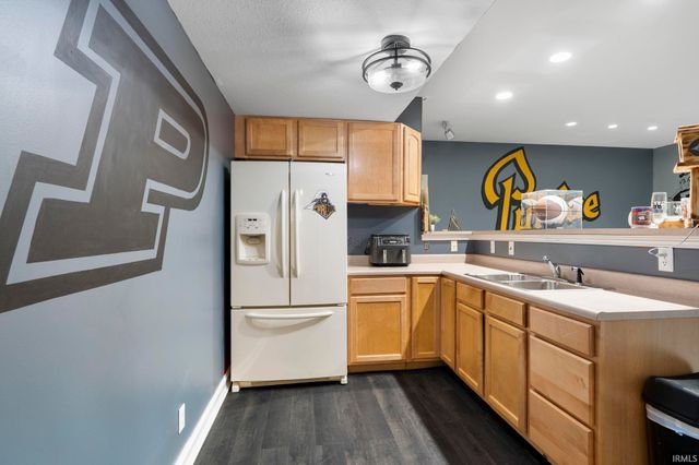 3322 S Crosspoint Court, Lafayette, IN 47909