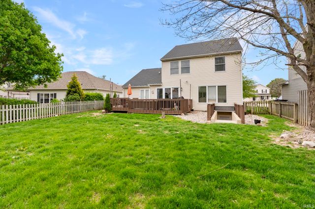 3322 S Crosspoint Court, Lafayette, IN 47909