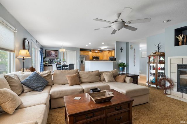 3322 S Crosspoint Court, Lafayette, IN 47909