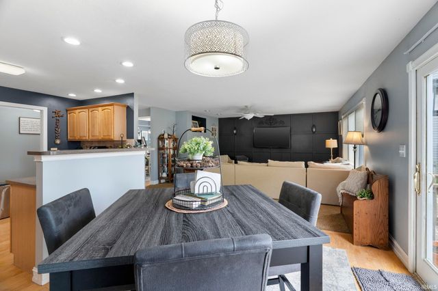 3322 S Crosspoint Court, Lafayette, IN 47909
