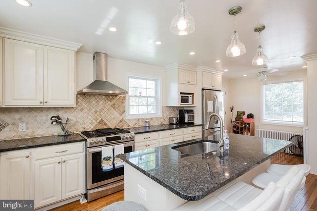 3210 HARFORD RD, Baltimore, MD 21218