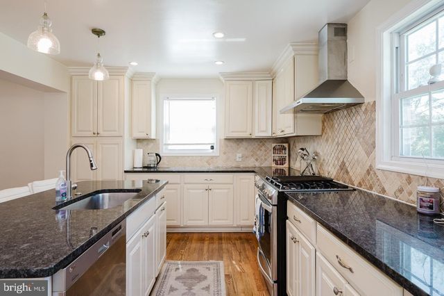 3210 HARFORD RD, Baltimore, MD 21218
