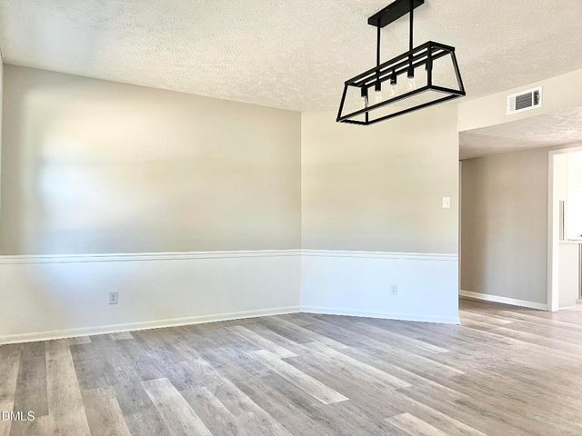 6859 Beaver Stone Road, Fayetteville, NC 28314