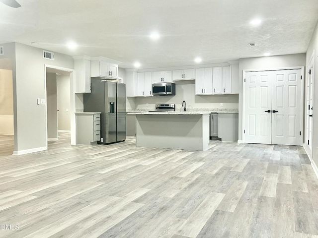 6859 Beaver Stone Road, Fayetteville, NC 28314