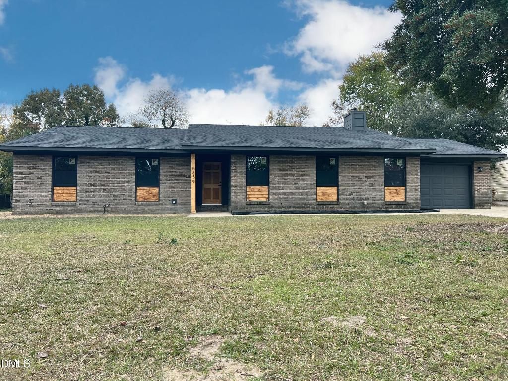 6859 Beaver Stone Road, Fayetteville, NC 28314