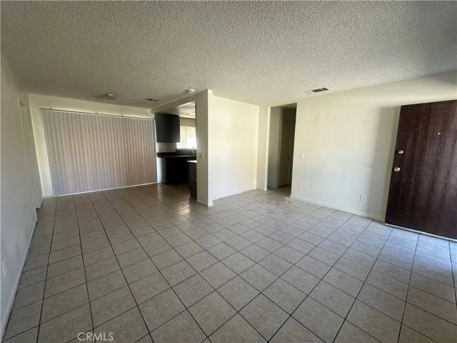 15418 Bear Valley Road 3, Victorville, CA 92395