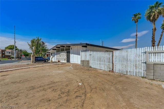 2482 Tee Street, Las Vegas, NV 89142