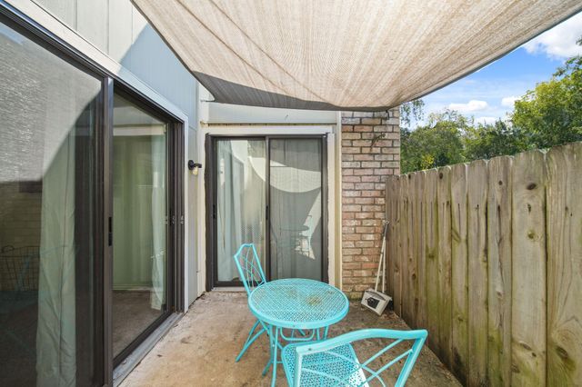 8100 Cambridge Street 61, Houston, TX 77054