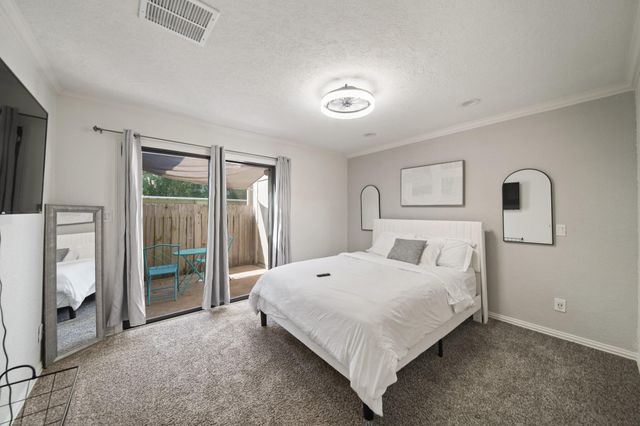 8100 Cambridge Street 61, Houston, TX 77054