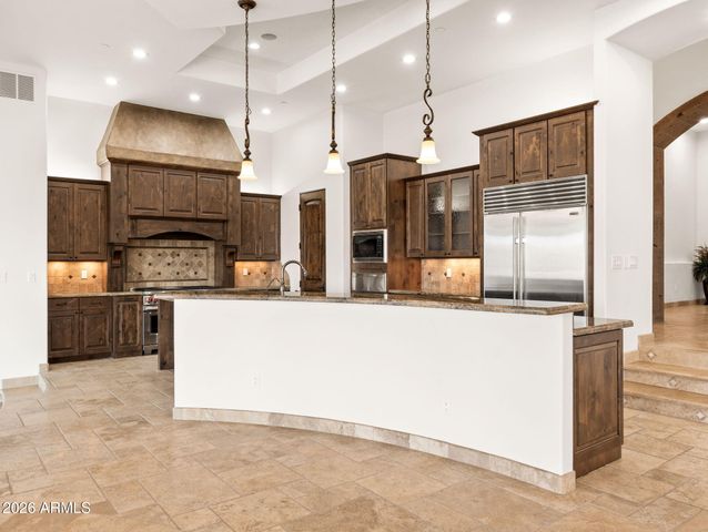 10130 N PALISADES Boulevard, Fountain Hills, AZ 85268